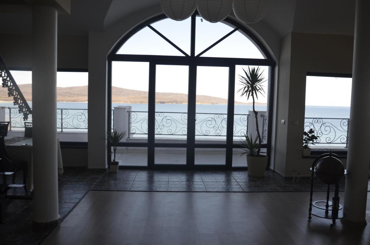 Ashram Hotel Приморсько Екстер'єр фото